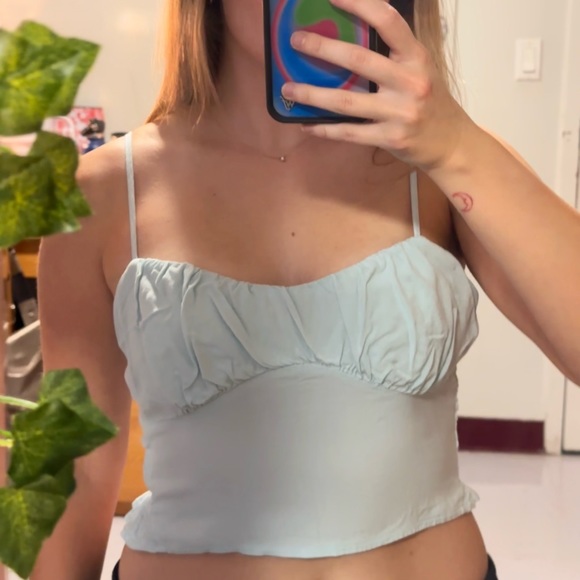 BLUE RUFFLE CROP TOP - Picture 2 of 2